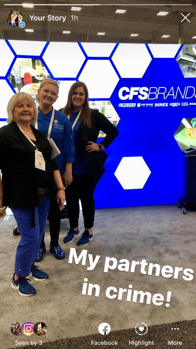 CHCreatesEvents's tweet photo. The CFS Brands team is having a blast at the #oraexpo2019 @Okrestaurants @cfsbrands #oklahomarestaurantassociation #cfsbrands #carlislefsp #carlislefoodservice #sanjamar #snapdrape #foodservice https://t.co/6R9kYijnIS