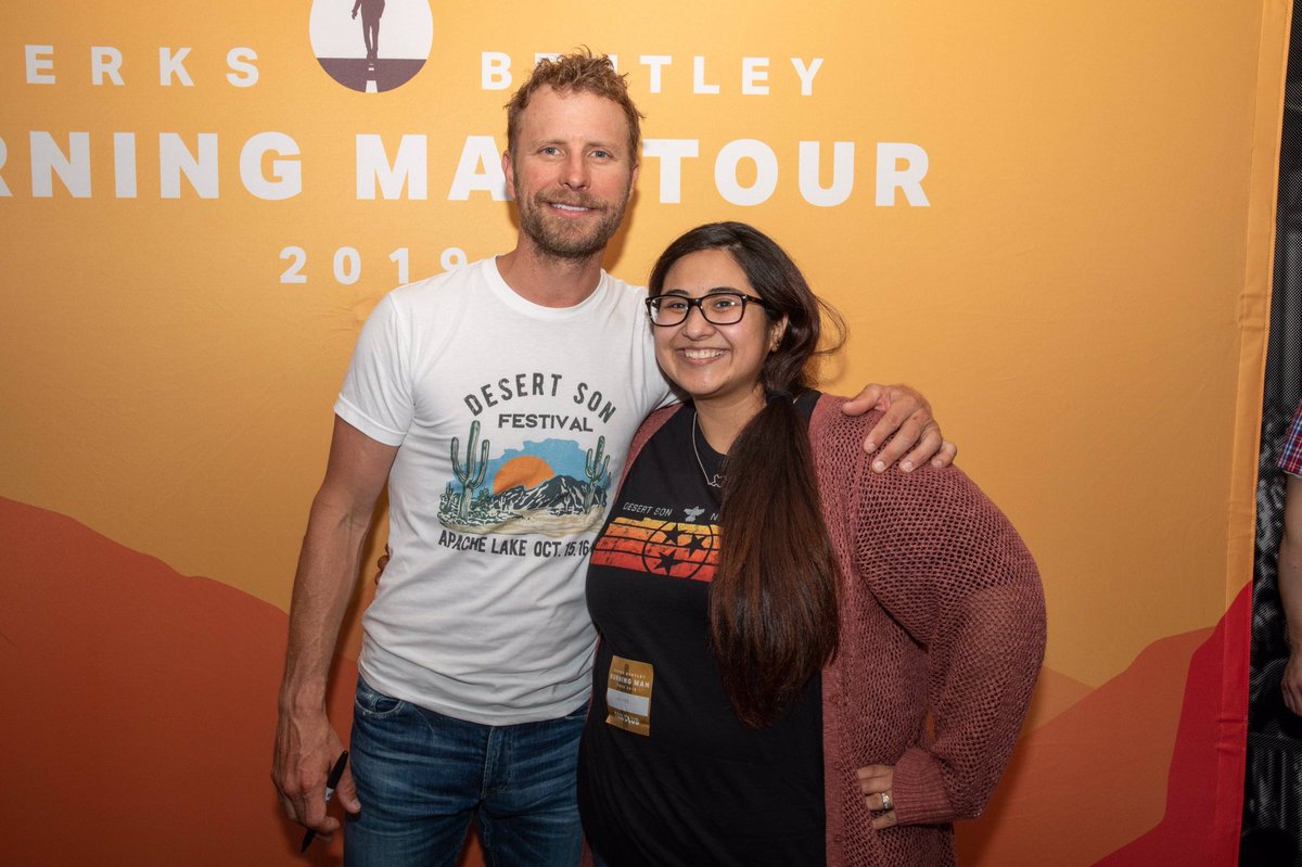 snchzbd_543's tweet photo. Truly the kindest most humble person you’ll ever meet! I wish i told you my name 🤦🏻‍♀️ but i froze up lol i can’t wait to see you again @DierksBentley 🧡😍🥰 https://t.co/pSEeOQst19