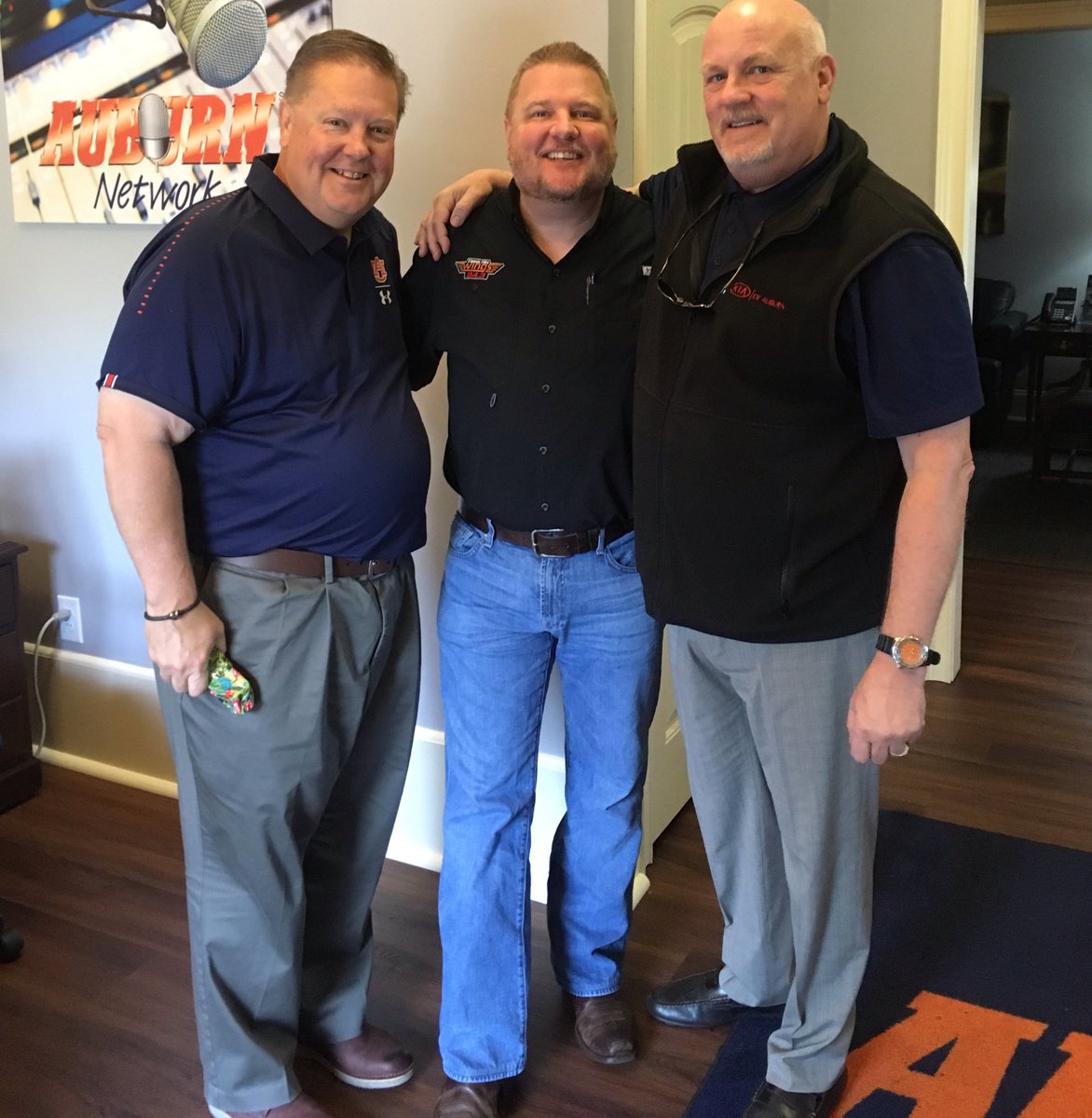 Great to see &amp; visit with the voice of the <a href="/AuburnTigers/">Auburn Tigers</a>, <a href="/aburcham04/">Andy Burcham</a>. So proud &amp; excited for the future. How fitting we played catch-up in a radio station where he and I have spent A LOT of early mornings! Love ya big dog &amp; wish you more than the best!!! #WDE