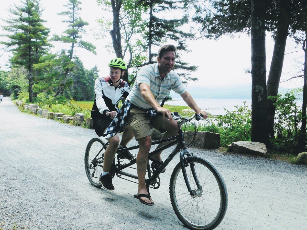 hillsages's tweet photo. @AcadiaNPS Robertson family visit to Acadia Aug. 7, with an afternoon picnic to Eagle Lake to celebrate Stuart and Bonnie’s upcoming 50th anniversary - complete with kayaking, biking and blueberry pie https://t.co/DGOdXTRtZ6
