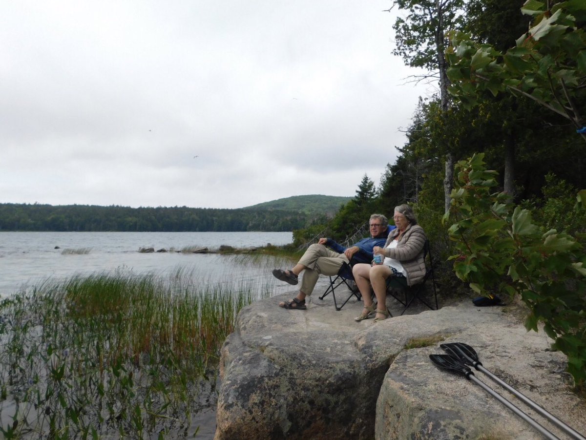hillsages's tweet photo. @AcadiaNPS Robertson family visit to Acadia Aug. 7, with an afternoon picnic to Eagle Lake to celebrate Stuart and Bonnie’s upcoming 50th anniversary - complete with kayaking, biking and blueberry pie https://t.co/DGOdXTRtZ6