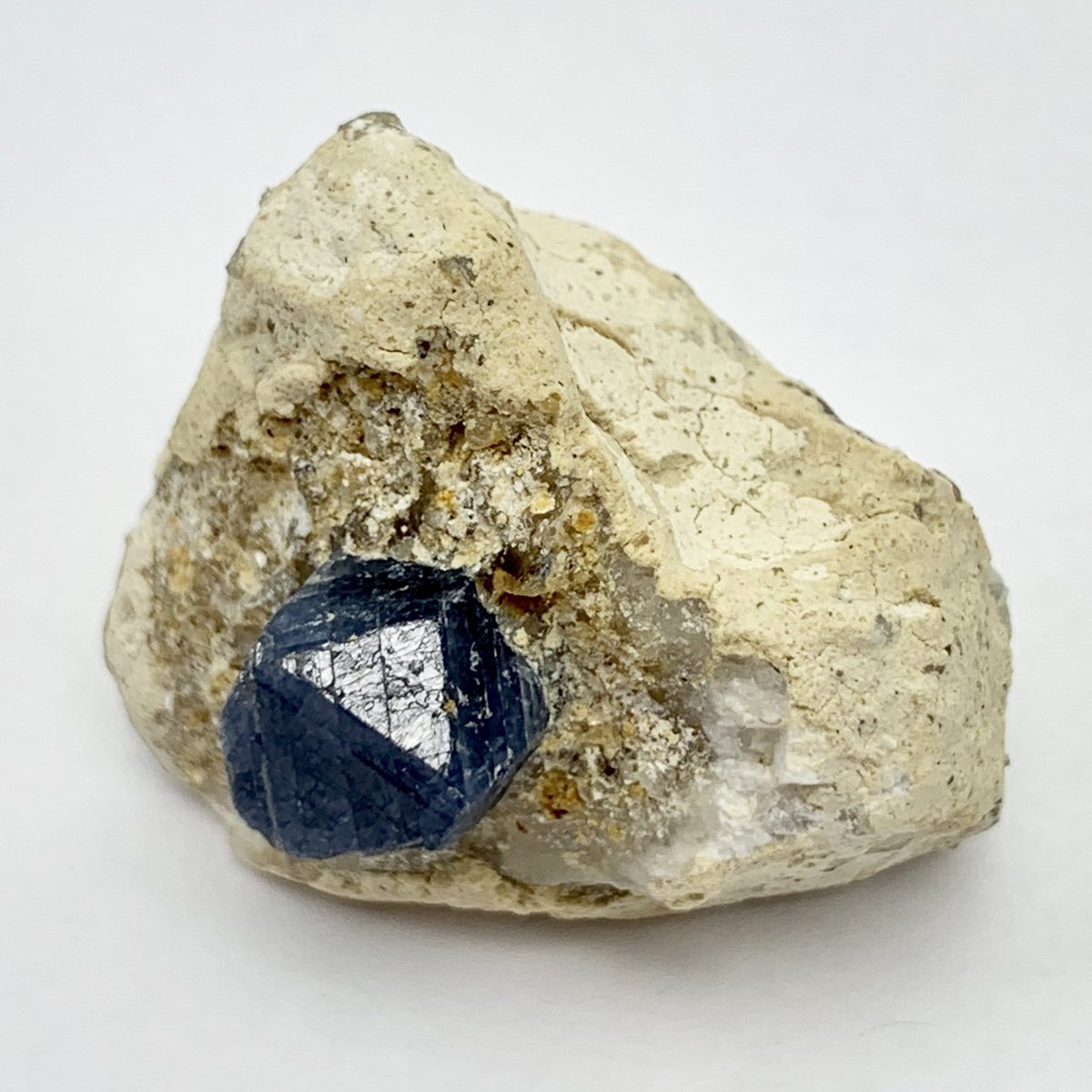 GEMandMShops's tweet photo. Corundum v. Sapphire - Terminated Blue Sapphire Corundum Crystal in Matrix - Features a Top Quality Crystal with Superb Color - This Specimen is from Madagascar — #GEMandM #Corundum #Sapphire #BlueCorundum #Minerals #Crystals #Gemstones #Rocks #Rockhound #FineMinerals #Geology https://t.co/9TkjS5QJlc
