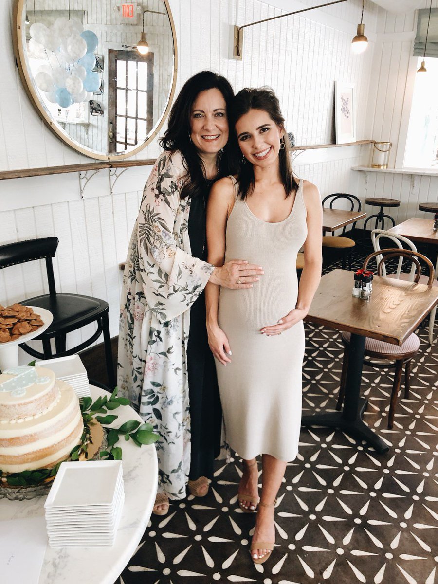 ashleyterk's tweet photo. Unique Baby Shower Ideas: The 3 Things That Made Me Feel Special https://t.co/tMXma203Gz https://t.co/5a2wOarjtt