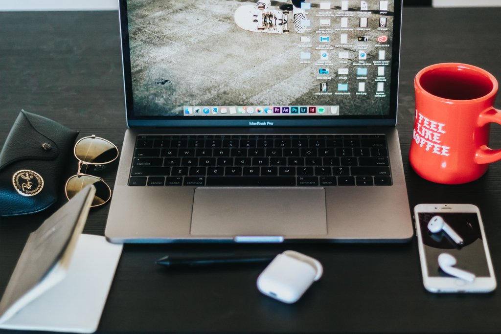PlantedCo's tweet photo. Where is your goto space for getting work done?
-----
Are you about that office grind, or are you looking for a nice spot with a fresh pour to lock in? #OfficeWoes https://t.co/wNICkgFoGL