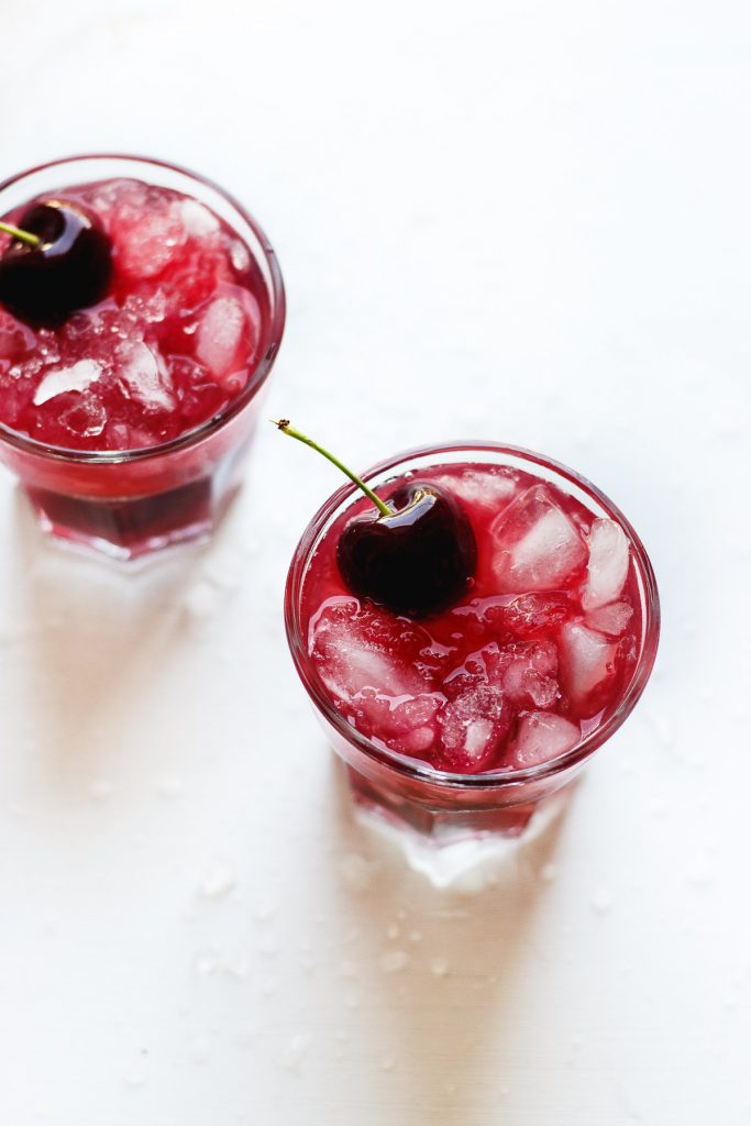 foodista's tweet photo. Cherry Gin Smash With Honey from @shercastellano With Food and Love,
Foodista's Drink Blog of the Day! https://t.co/C4B2o8IDqa #Foodista #DBOD #Drink #cherry #gin #honey #cherryginsmash #cocktail #cherrycocktail https://t.co/KczJaATnjy