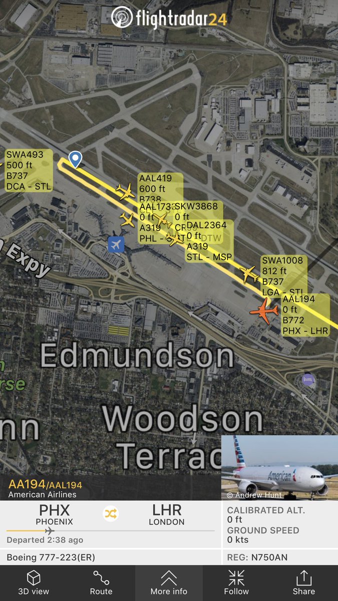 TomPodolec's tweet photo. 🔀 DIVERSION UNRULY PASSENGER
American Airlines #AA194 Phoenix to London
Diverted to St Louis
Disruptive passenger. Plane parked at remote stand. Law enforcement at the aircaft.
https://t.co/nql6wwBEkJ https://t.co/OGxKPPYHLI