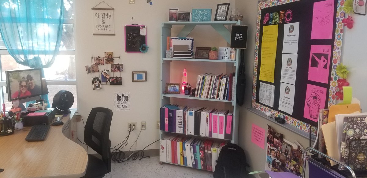 Ms. Amber Drake tweet media