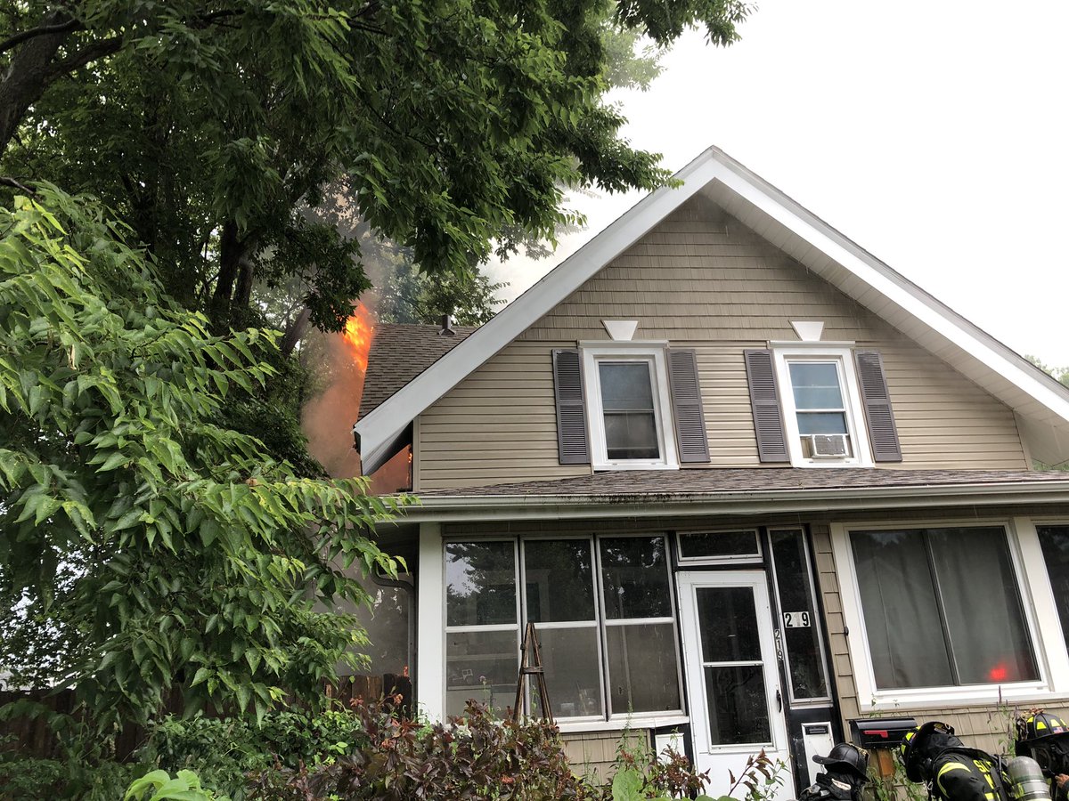 SMFDPIO's tweet photo. Lightning was the likely culprit at a house fire this evening on 6th Ave. S in South St. Paul. We are happy to report the occupants were able to get out safely. #mnwx https://t.co/Nn5oi6AELw