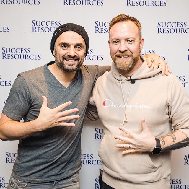 _teamwills's tweet image. Absolutely blown away by the amount  of valuable content and generosity by this man @garyvee ❤️#nacglobaltour has changed my life! #teamwillsnz @theaddoctors #propertypages 🙏👊 ift.tt/33rOnId #nelsonnz #realestate #lennywills