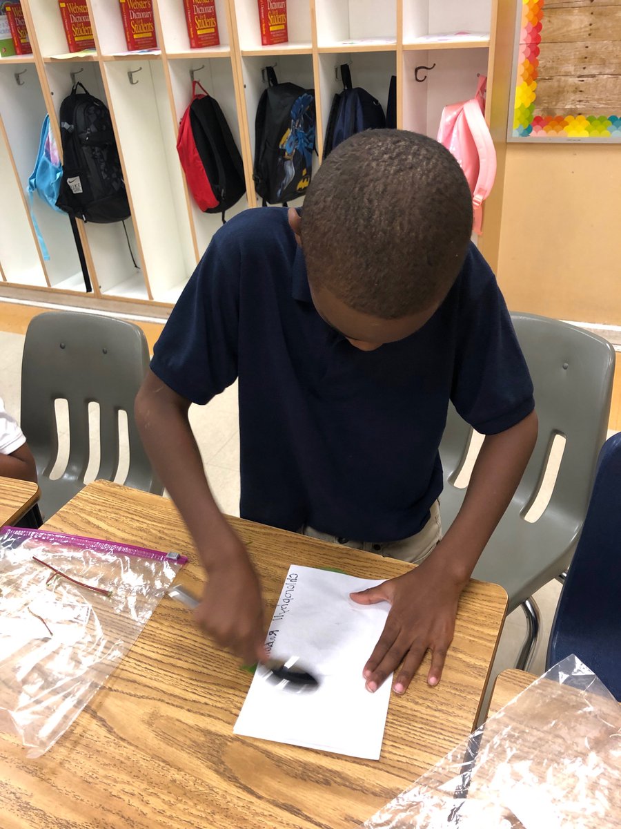 GetwellElement1's tweet photo. Ms. K Smith's Fourth Grade Science Class is starting out the gate strong. Our student's enjoyed today's lesson. #choose901 #shelbycountyschools #shelbycounty #scsis901 #memphis #getwellelementary https://t.co/X9TAEyrMUv