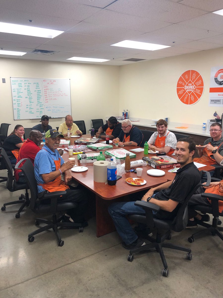 William W Roache (@roache1980) on Twitter photo Pizza tonight for the freight team @ 2561 to say thank you for all that they do! #DoTheRightThing <a href="/b_mungul/">Brian Mungul</a> <a href="/PaulDeveno/">Paul Deveno</a> <a href="/mikeposs4/">Mike Poss</a> <a href="/BryanDa18519492/">Bryan Davis</a> @HDguyDE Pizza tonight for the freight team @ 2561 to say thank you for all that they do! #DoTheRightThing <a href="/b_mungul/">Brian Mungul</a> <a href="/PaulDeveno/">Paul Deveno</a> <a href="/mikeposs4/">Mike Poss</a> <a href="/BryanDa18519492/">Bryan Davis</a> @HDguyDE
