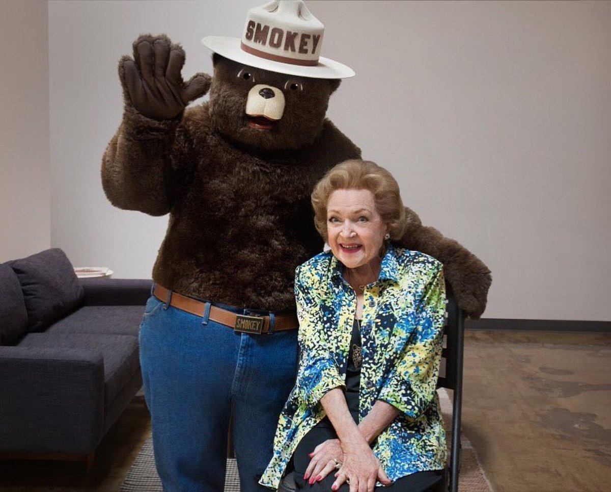 smokey_bear's tweet image. After 75 years, I&apos;m lucky to have great friends like @BettyMWhite to help spread my wildfire prevention message. I loved catching up in the studio recording my newest animated emoji video! Thanks to #OnlyYou for being a friend, Betty! You&apos;re a pal and a confidant! #SmokeyBear75
