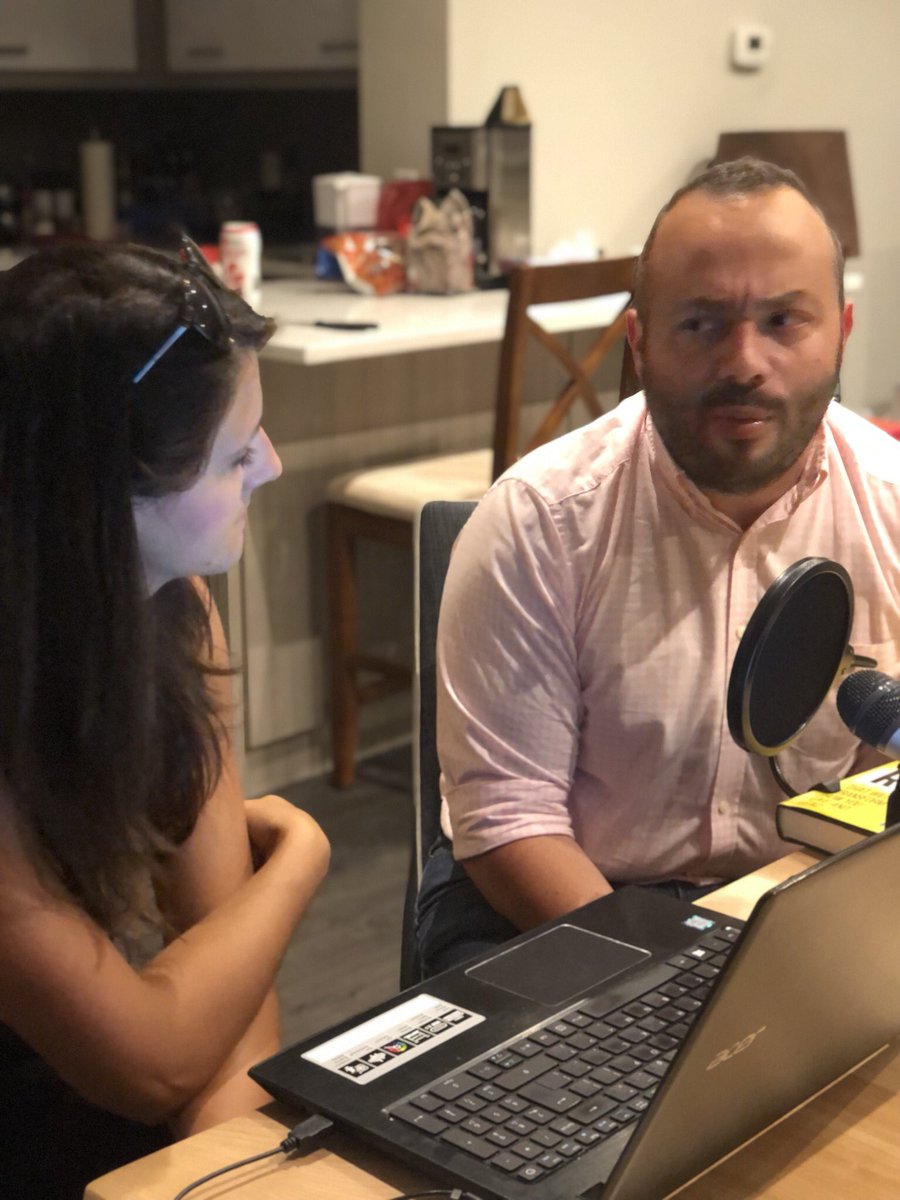 MacEmerg's tweet photo. While he’s here... why not record a @MacEmerg podcast #ResidentsCorner with @DidaJoana??? #MultipleWins! https://t.co/nHt9xg9tuS