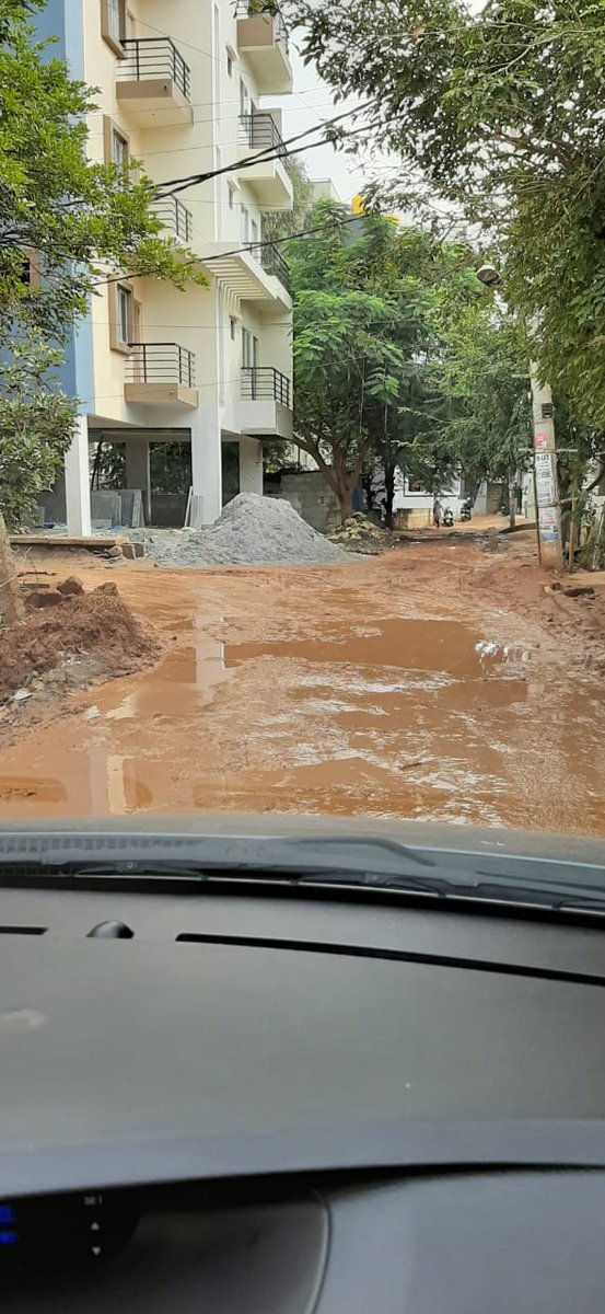 iamsunildsa's tweet photo. This is hw Bangalore Flood Effected our Layout. This is the condition frm1 year. 1st thy said Gas line and after 6 months they said drain line. Now it's Flood Line. Residents Cannot walk here #BBMP #Bangalore @BBMP_MAYOR @BBMPCOMM @bbmpcommr @CMofKarnataka Can Any1 Look into this https://t.co/Mrib51vTPC