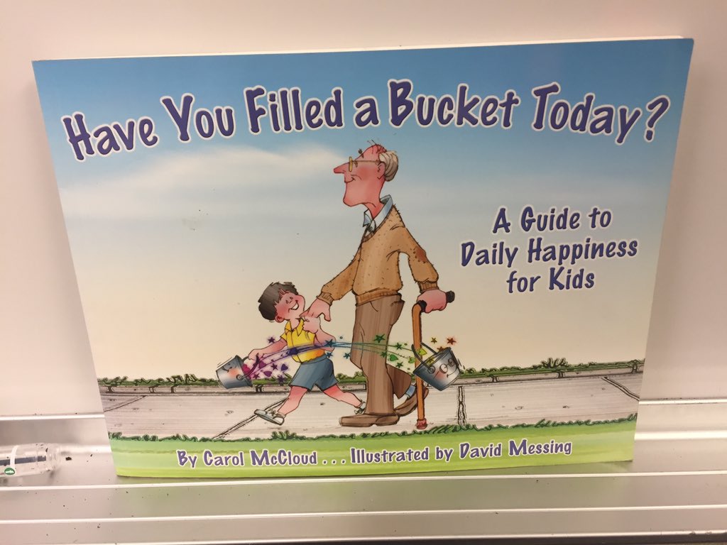 CorrieTraynor's tweet photo. Ms. JBEILY starting out the school year with so many positive and supportive messages for students. Heritage Oak Elementary is so lucky to have her. #dcjesdproud https://t.co/J0EQIYygpL