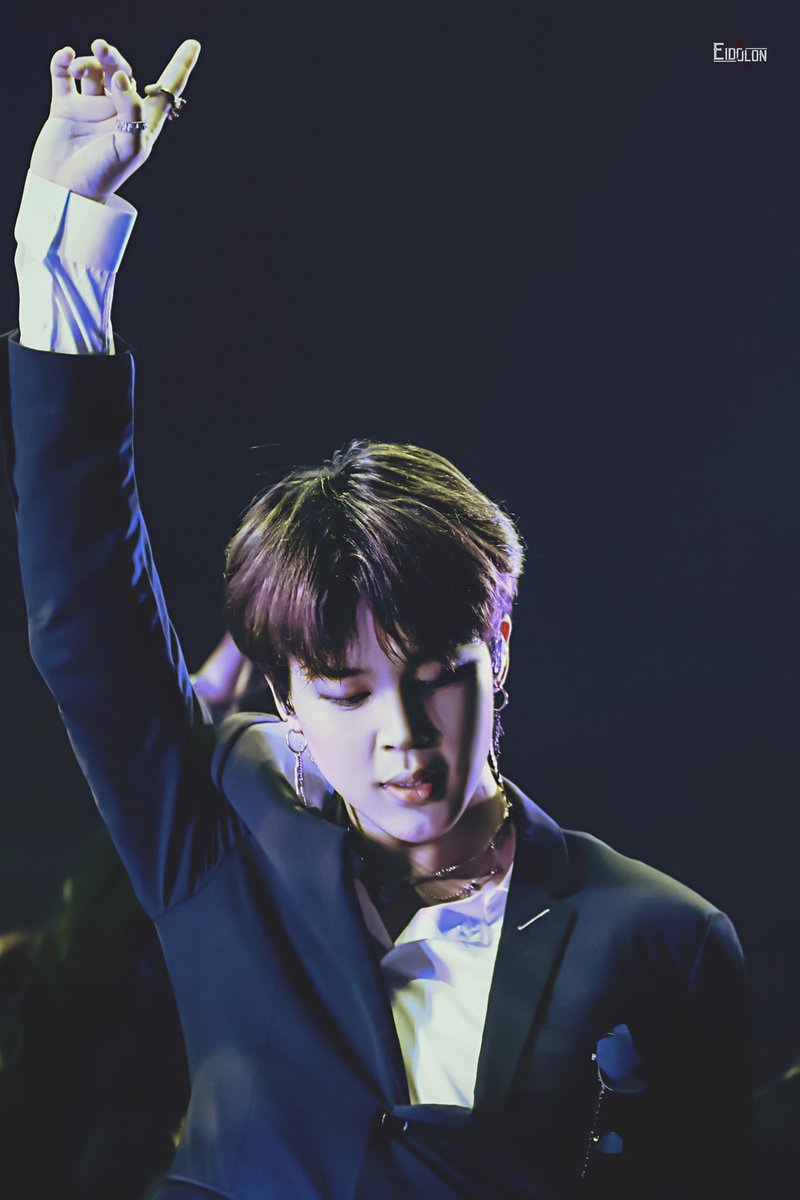 Eidolon_JIMIN's tweet photo. 190811 롯데패밀리콘서트

#JIMIN #박지민 #지민 
#BTS #방탄소년단 
@BTS_twt https://t.co/8mOjjNQqAG