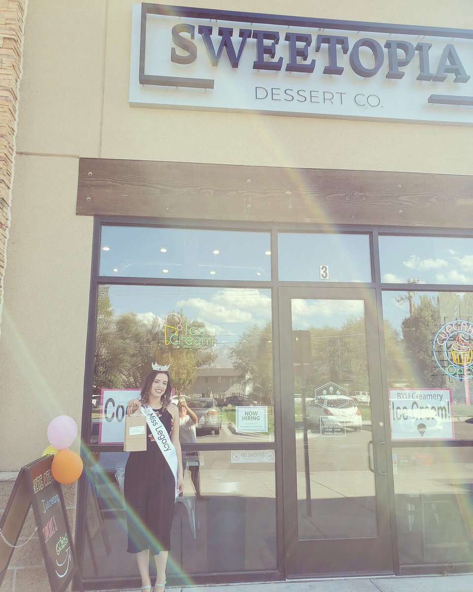 misslegacyut's tweet photo. We have the best sponsors! I’m so glad I got to go say thank you to a few of them today! #FlowersonMain #Sweetopia #MissLegacy2020 https://t.co/vjMIum8WSG