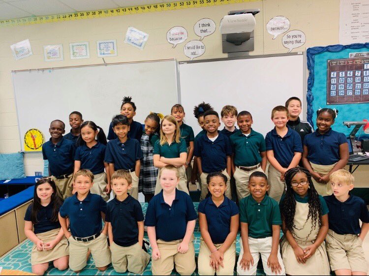 LiteracyKingARI's tweet photo. I want to give a special shout out to @McBrydeG3ERD’s class! I spent the morning learning with these students! Thanks for allowing me to grow with you! #coaching #literacylesson ❤️📚❤️ #WeSlayELA @empowermcpss @KevinBalius @PrincipalERD @DicksonTigers https://t.co/bkFrfCeNqH
