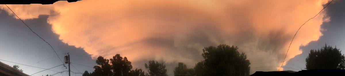 Just_Me_Rinxx's tweet photo. An ugly looking 360* of a sunset! @BTS_twt you should really come here! #BTS_COLORADO #BTSinColorado #BTSinDenver #BTS_DENVER https://t.co/nAXfFl0wSL
