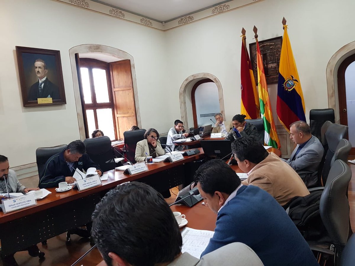 JMUzhca's tweet photo. En sesión ordinaria de la cámara provincial @AzuayPrefectura se aprobó el presupuesto 2019 de 66’474.450,48 Para Girón se ha gestionado aproximadamente 500mil dólares para vialidad rural, comercialización, turismo, ambiente y riego. @Municipio_Giron https://t.co/DaagBKTbwz