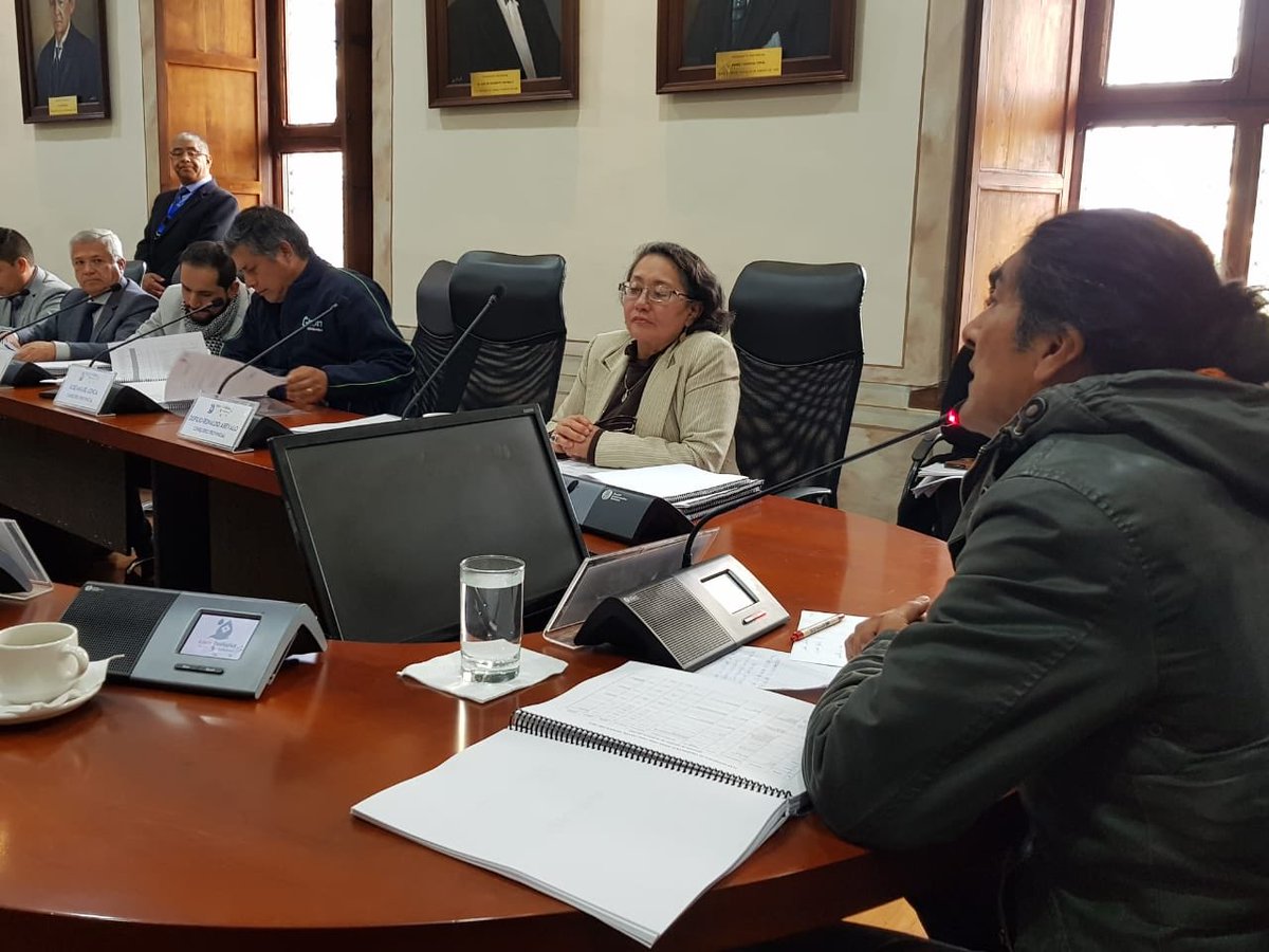 JMUzhca's tweet photo. En sesión ordinaria de la cámara provincial @AzuayPrefectura se aprobó el presupuesto 2019 de 66’474.450,48 Para Girón se ha gestionado aproximadamente 500mil dólares para vialidad rural, comercialización, turismo, ambiente y riego. @Municipio_Giron https://t.co/DaagBKTbwz