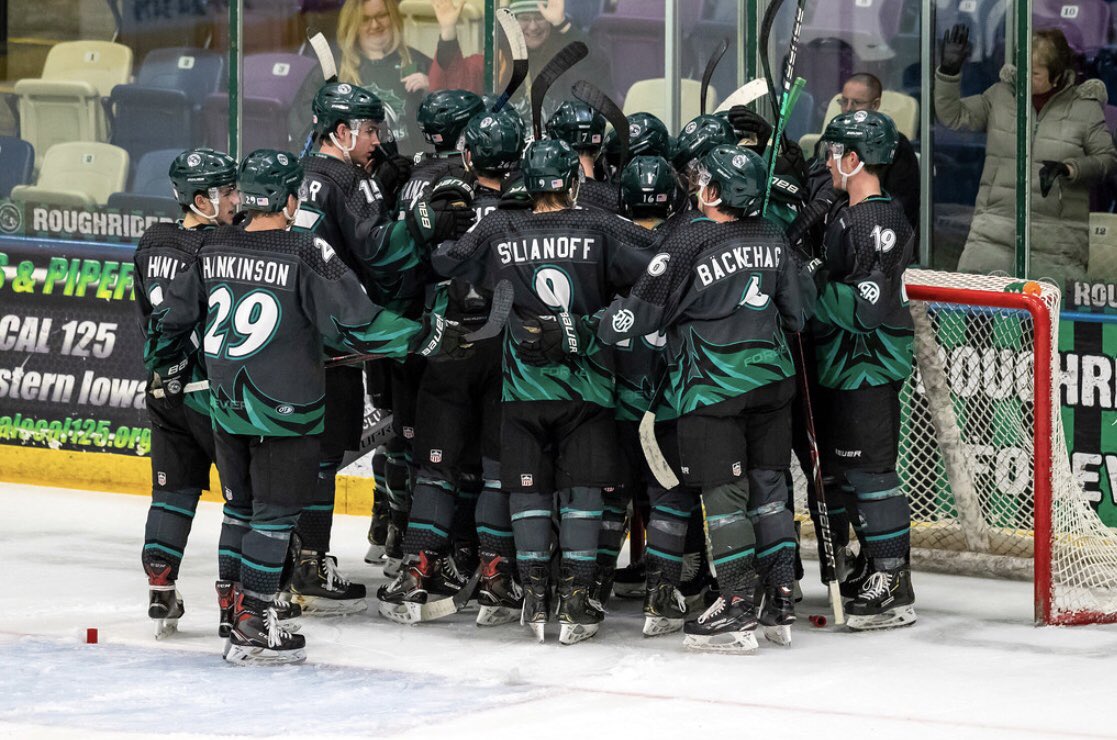 Season can’t come soon enough! Let’s get going in ridertown! <a href="/RidertownUSA/">Cedar Rapids RoughRiders</a> 🐎