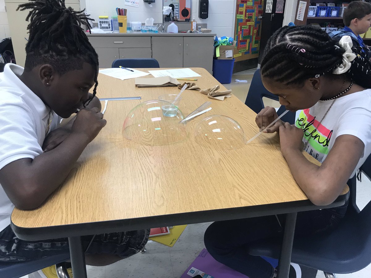 MsMahler_OCPS's tweet photo. Our fifth graders are loving science with the awesome Bubble Lab!! #natureofscience @LockhartesO https://t.co/pOQVdsGlNQ