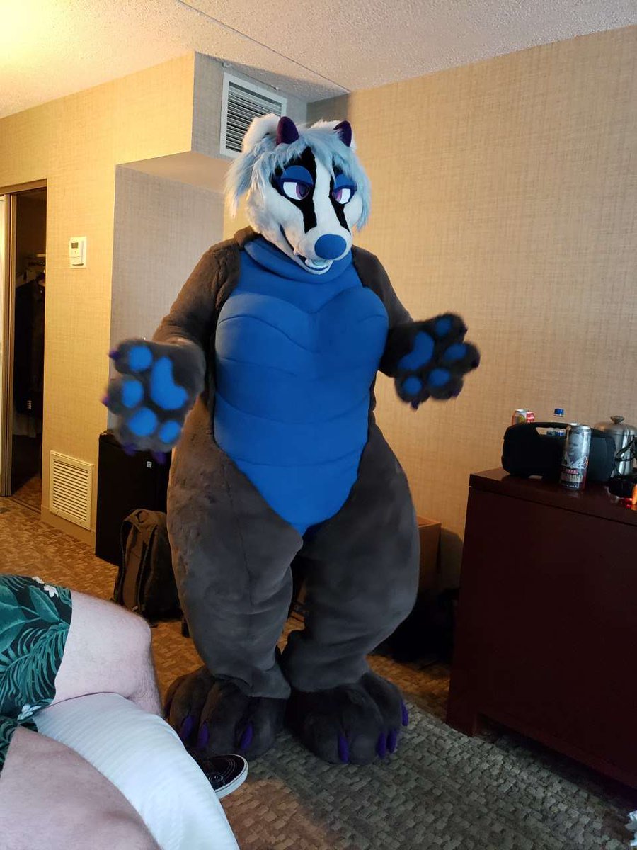 New #fursuit review:
[YES] Imogen Dradger Fullsuit by <a href="/moopdrea/">NEW USERNAME @MOOPLEAF</a>!

Read it here:
fursuitreview.com/blog/2019/08/1…