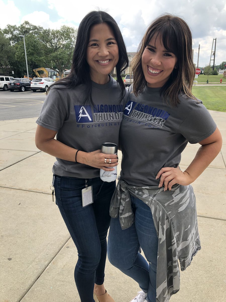 AuroraHidalgoC1's tweet photo. @62schools @AuroraHidalgoC1 Great day for our 6th graders! Teachers always ready!
#62learns#62workingtogether #AMS #thundercamp https://t.co/EBQrnOnlr2