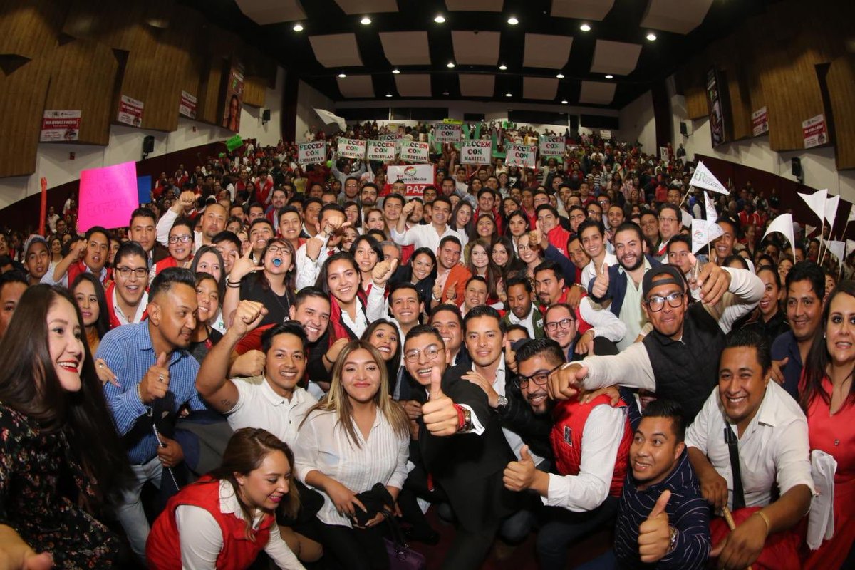 PabloAnguloB's tweet photo. Salgamos a construir la mejor @RJXMex de la historia de el #EDOMÉX, con visión clara y agenda del Siglo XXI que impulse a la juventud mexiquense. 
¡Le deseo mucho éxito a la nueva dirigencia! 👊🏼 https://t.co/rDS1ckzIHl
