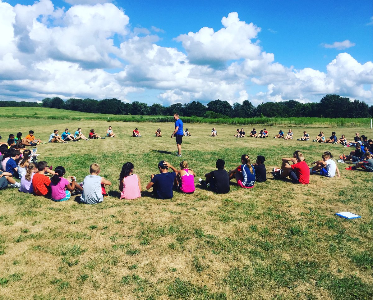McGuireCoach's tweet image. Just teaching a little belly breathing at XC practice! #reflexiveperformancereset #dvmsxc #dunlapvalley #dunlap