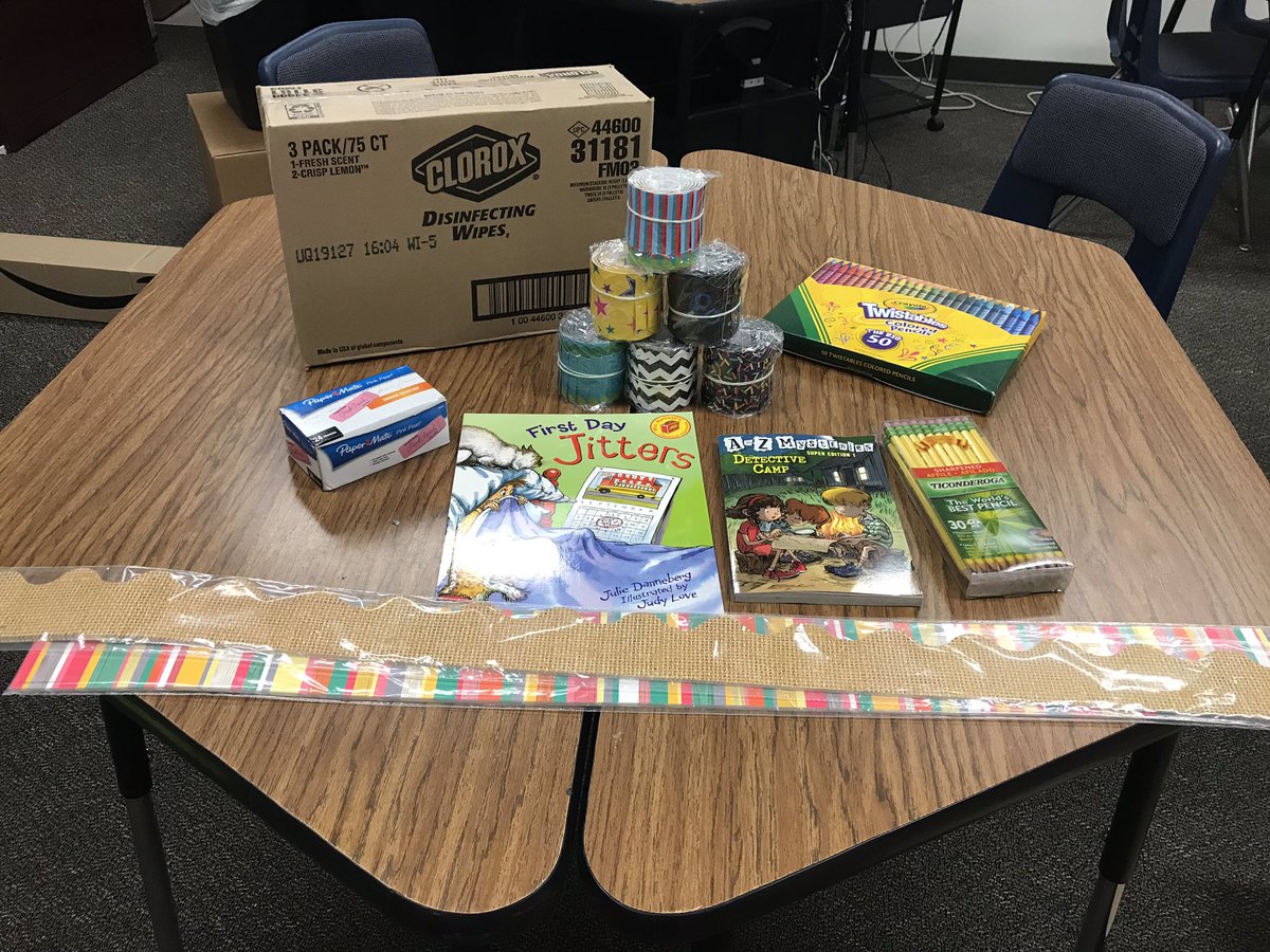 Trippel_Class's tweet photo. I was so excited today when I received some items from my list!!! Thanks to Nicole and Della for my items and Amazon for creating this amazing way to help teachers!!! #helpateacher #cryarintermediate #sped #reading #NYAS #amazon https://t.co/ELqk0UEwLA