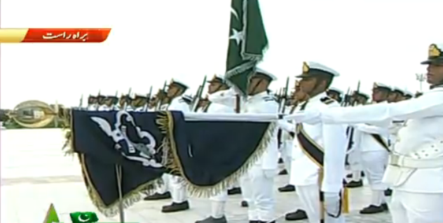 Waqtnewstv's tweet photo. بابائے قوم محمد علی جناح کو سلام پیش کیا گیا
#IndependenceDay, #PakIndependenceWithKashmir, #PakistanZindabad, #StandWithKashmir, #14August #QuaideAzam #Ceremony @GOPunjabPK #MazareQuaid #Changeofguards https://t.co/yLhqM3DN3w