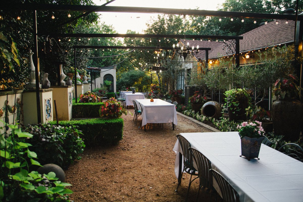 Ugh, this property was so beautiful. Just wanted to be outside the whole time.