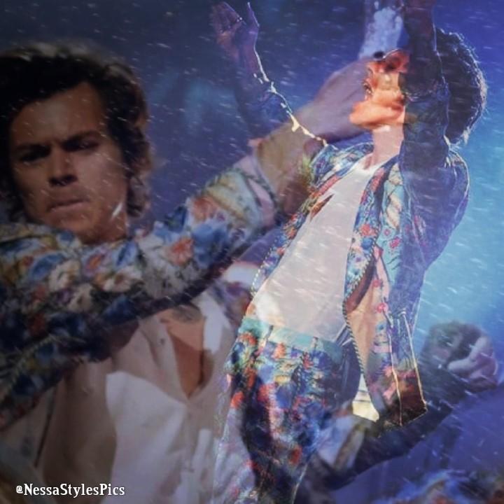 NessaStylesPics's tweet photo. #ImissHarry #Imdoingbetter https://t.co/IzMLhc72sn