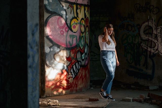 alisonkamper's tweet photo. I’m not entirely sure this was legal 🤔 but if you’re gonna go into an abandoned building, go with this girl 😍 https://t.co/ulQwTR79c5 https://t.co/UiPfpqRzRo
