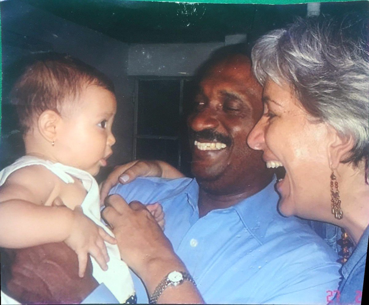 Loboaalcalde's tweet photo. Mi gran propósito es entregarle a mis hijos, a mis nietas y a toda su generación una sociedad con esperanza, segura y con derechos. Que tengan bienestar donde quiera que estén. Les invito a unirnos y trabajar por un #JamundíRenaciente Es tiempo de renovación y no de retrocesos. https://t.co/4OOLuLLJco