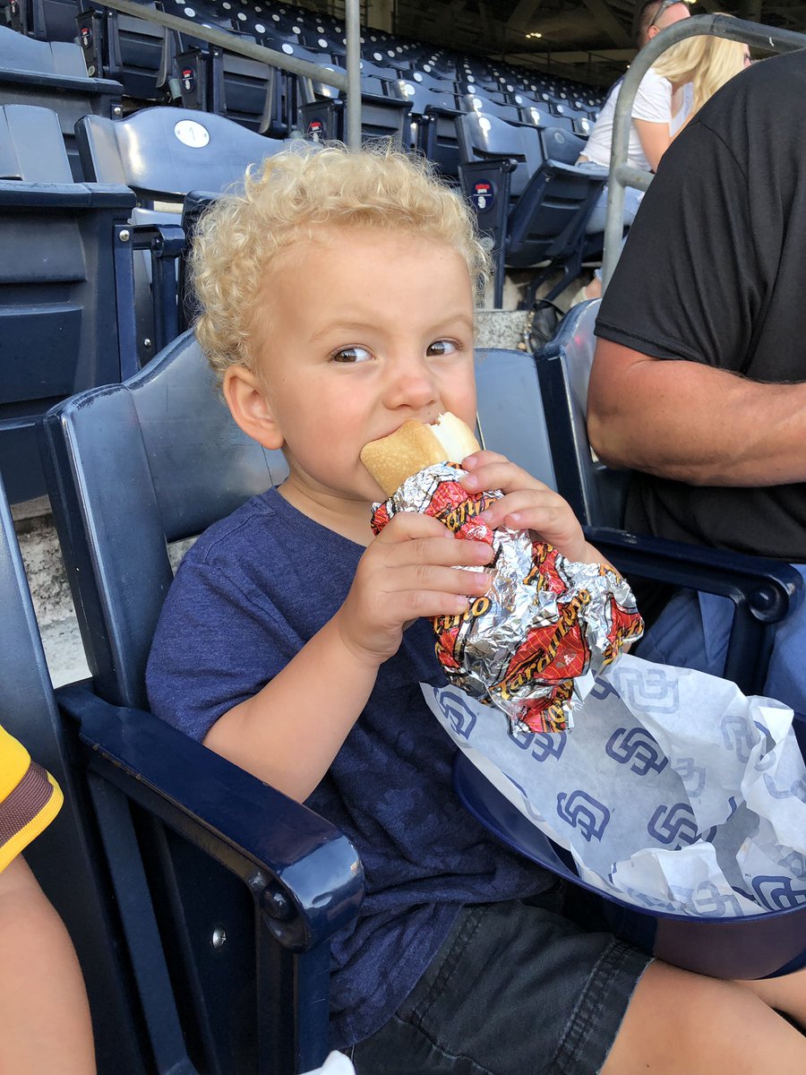 soaring_sandy's tweet photo. #FriarFaithful https://t.co/V8adk9qIWf