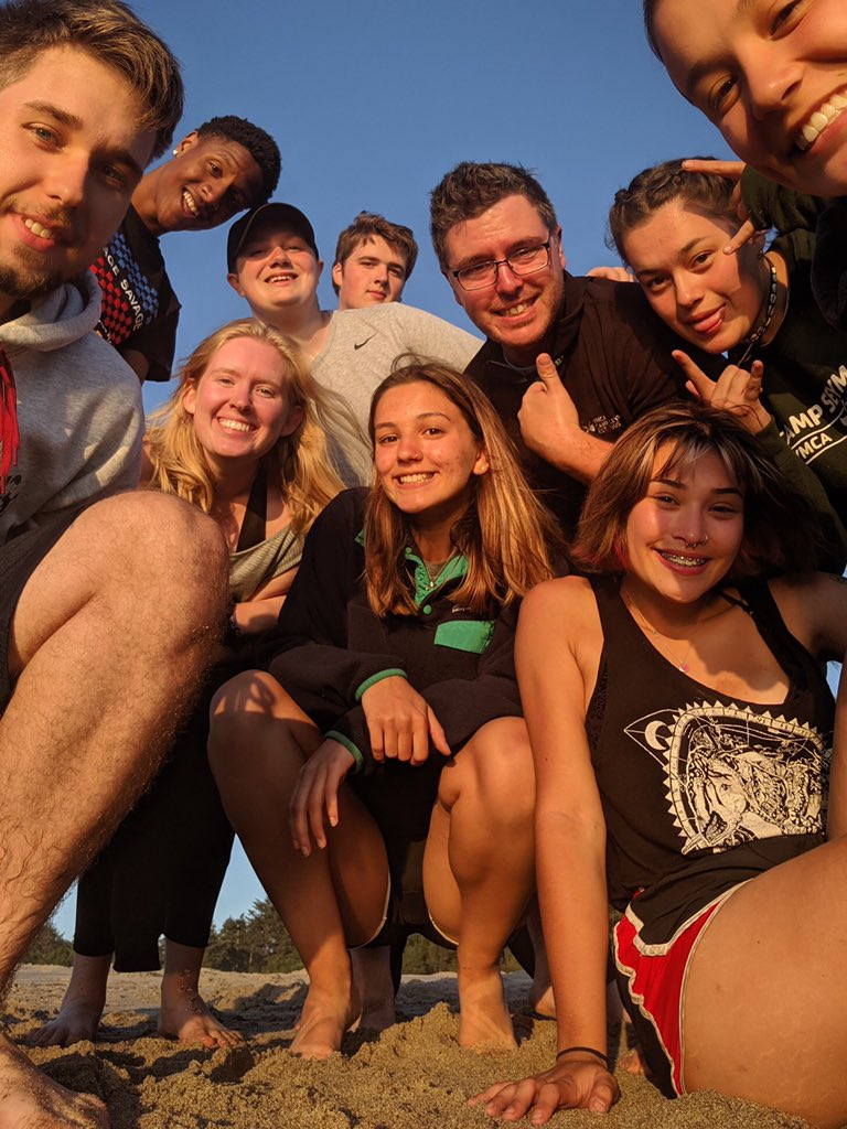 ExpeditionTeen's tweet photo. Golden hour. Time for campfire at the beach! https://t.co/va3dbt8YIB