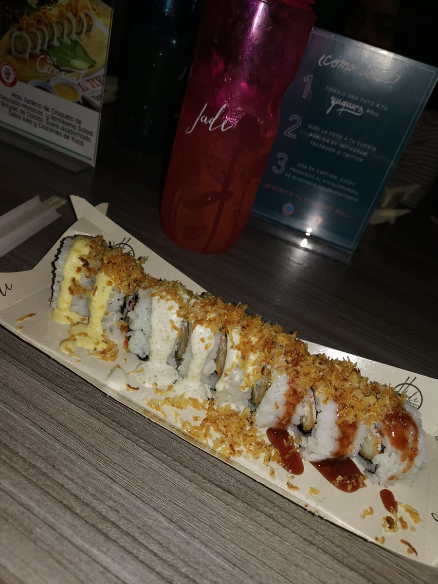fergomezsar's tweet photo. Estoy probando el Yuquero roll de @jadebaq Puntaje: 9/10
#Sushimasterco @SUSHIMasterco @tuliorecomienda https://t.co/O5cEDx1YzN
