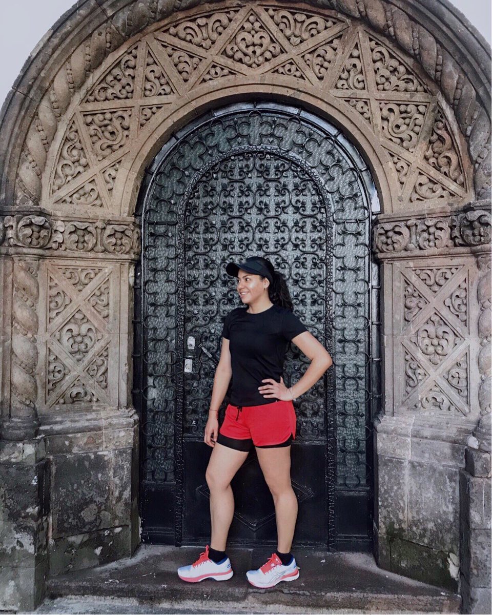 eryci79's tweet photo. “Corrió suena mejor que correr”
📸: @nomada108 .
.
.
.
.
#asicsmexico #asictrials #asics #dearshoes #imoveme #muevete #runningvibes #gelkayano25 #yoelegicorrer #loverunandsmile #instarunmx #instarunners #everysinglestreet #condesaroma #cdmx #happiness https://t.co/EpvtuiWcD1