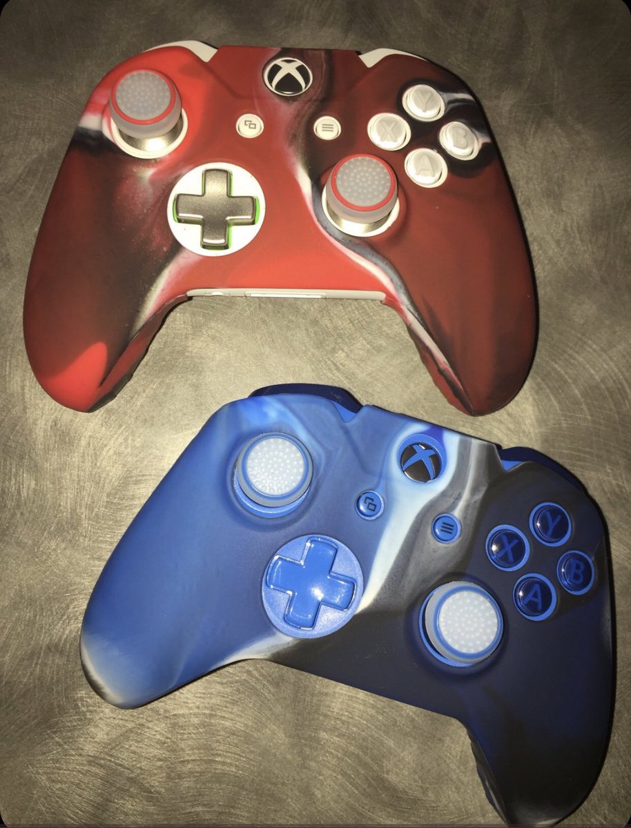 PDXTeam's tweet photo. These Xbox skins just dropped at https://t.co/MSSs9yGrek and they look 🔥🔥🔥! Go pick them up while you can and don’t forget to use code “PDXTeam” at checkout for 15% off😁 @MasteredGaming https://t.co/KZX2uCBxR0