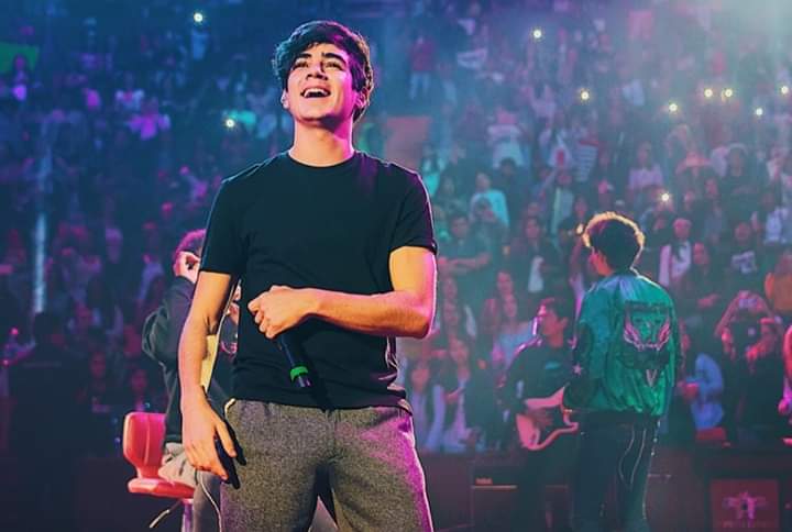 becerra21703's tweet photo. Doy todo por ver esa sonrisa todos los días🤤
@JosDice🤞🏻
#JC1IsComing https://t.co/UOneb9h6nF