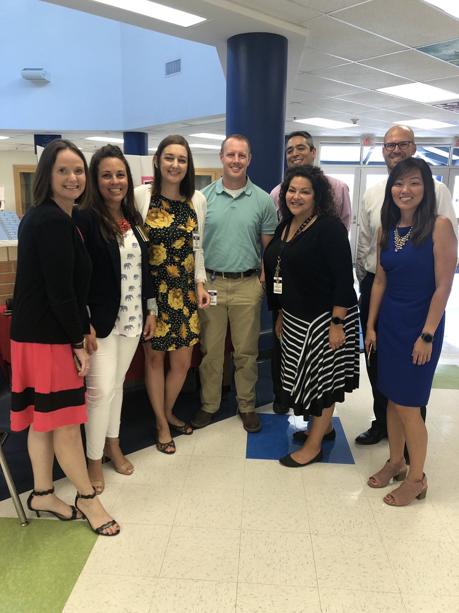 DianaEly1's tweet photo. Looking for innovative ways to elevate your teaching and student learning? Who you gonna call? @NISDAcadTech @TechieAnna @the_hoff_too @techcoachjones @Terry_Chiles @Al_Gomez_M @MathPatty @ATCoachYang @techcoachlizzy These folks are ROCK STARS! @NISDTeachLearn https://t.co/qPJx4iTZef