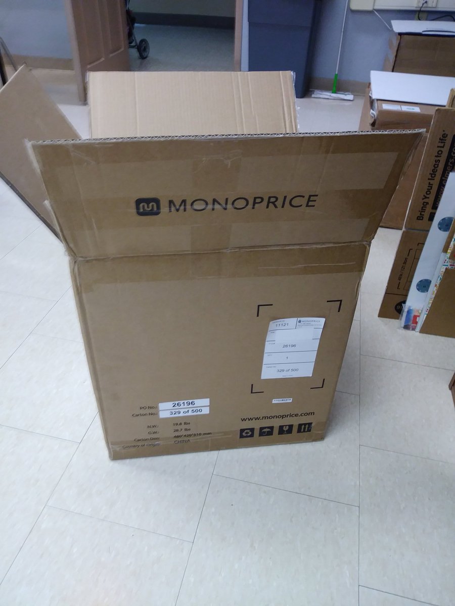 tcmstem's tweet photo. Christmas in August! Thanks to #GEAdditive's program for the 3d printer! My students are so excited! https://t.co/y6bWrxhTkX