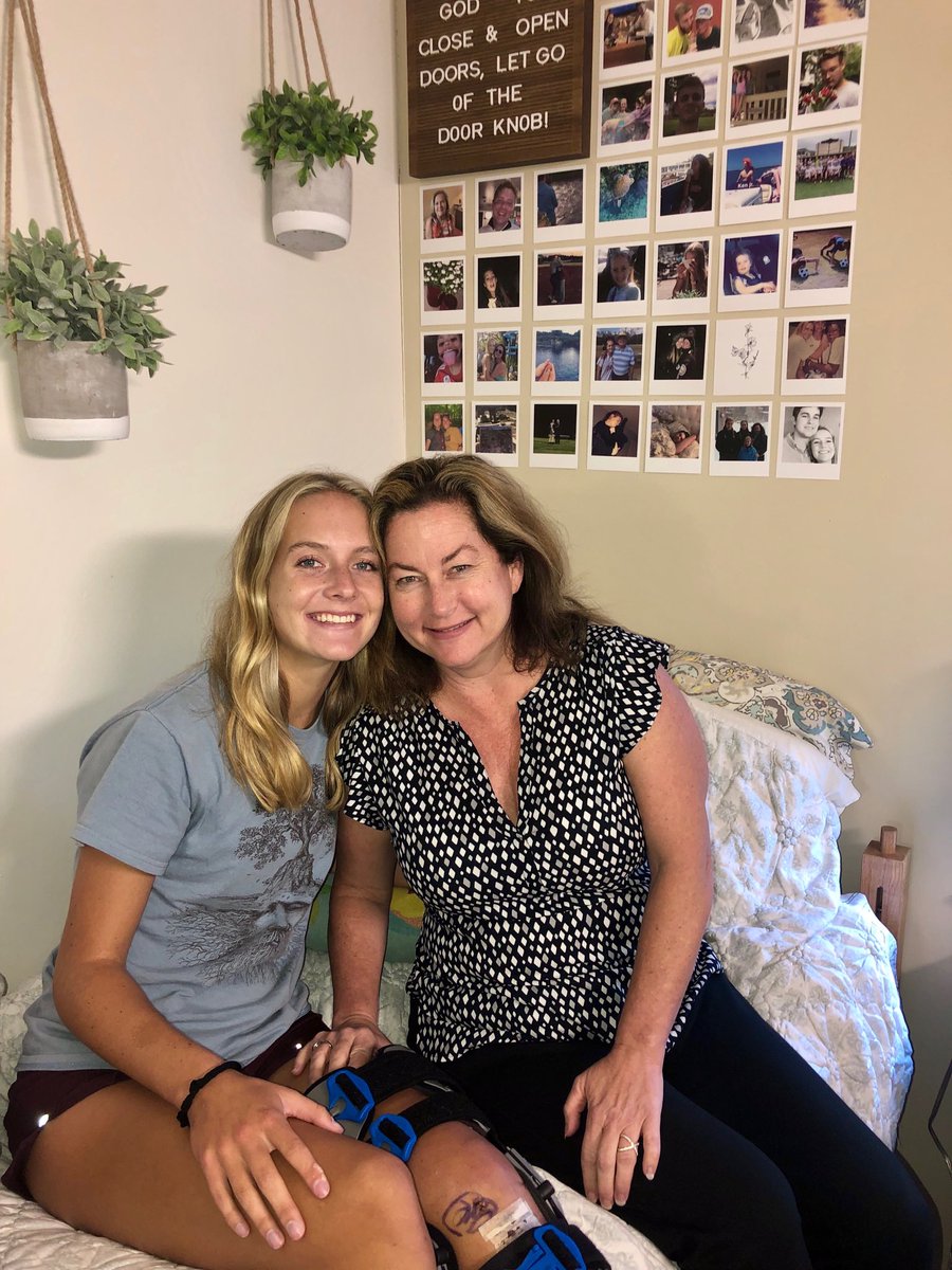 winjanice's tweet photo. Time to fly the nest! Sophomore year begins. https://t.co/MICyqSezW0