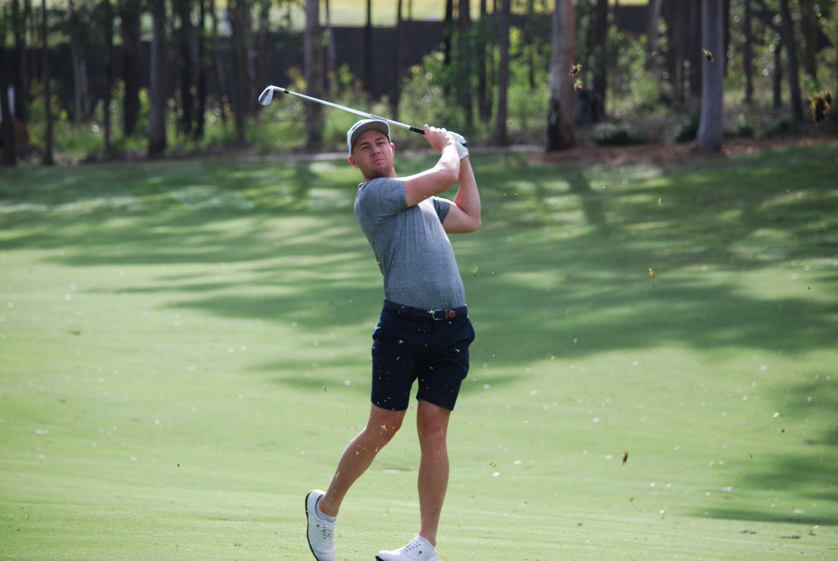 Another one!

No one can seem to stop Tim Hart and his #LadbrokesProAmSeries form 🏌️‍♂️

🗞️bit.ly/2KxoOhd