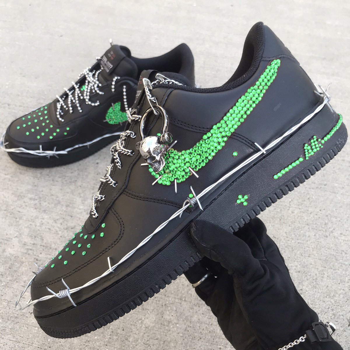 3 of our favorite underground fashion brands as of right now. What's your favorite? 💭