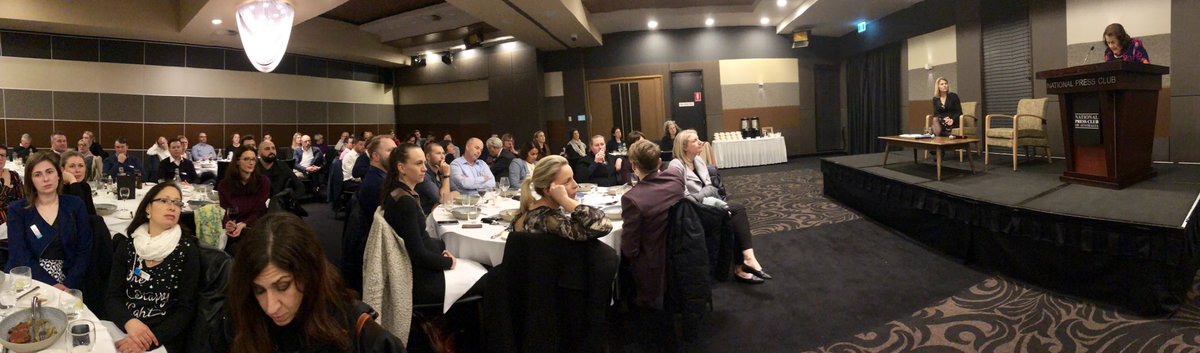 chelleinoz's tweet photo. @michellegrattan generously provides @LeadVic Williamson 2019 delegates with access to her insight and wisdom on a wide range of topics including  #politics #journalism #leadership
#power #democracy #lobbying #leaders #auspol #wclp @andrea_carson https://t.co/35EwLL2FFt