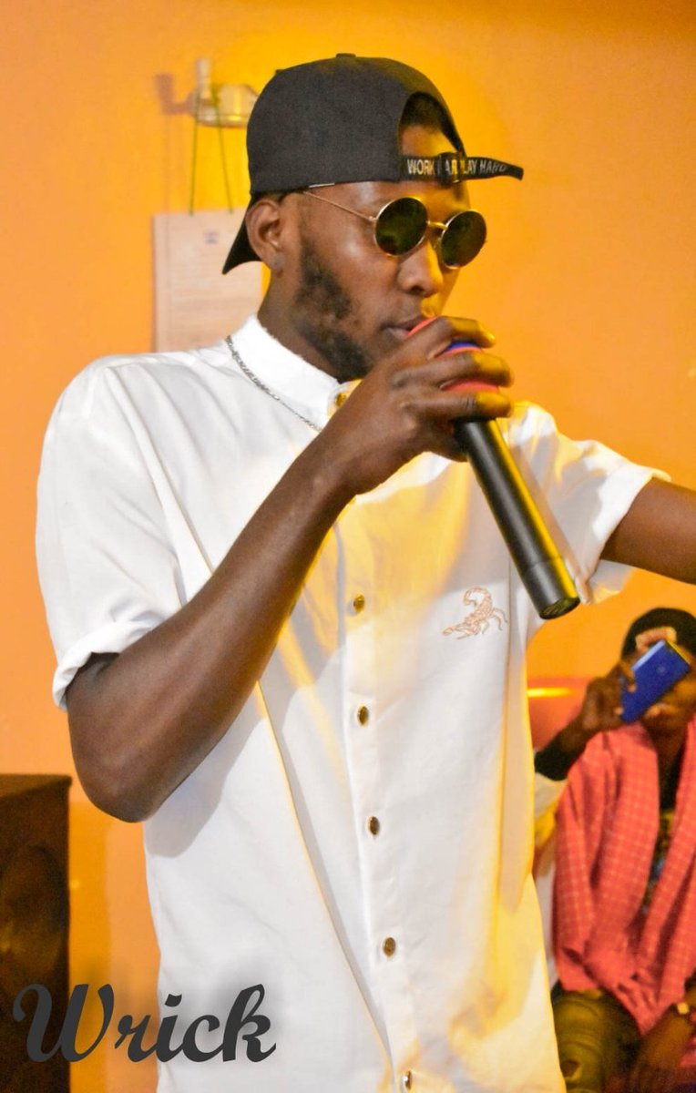 MaaFleva_Ent's tweet photo. @SaitohThebeng on the MIC .. #MaaFlevaEnt https://t.co/IRN7Qz8VUm